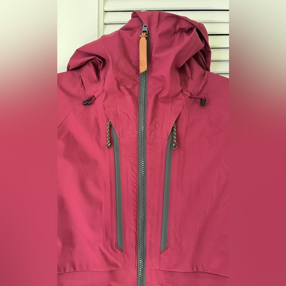 Fjallraven Dark Fuchsia Waterproof Keb Eco-Shell Jacket Sz XS - Picture 5 of 16